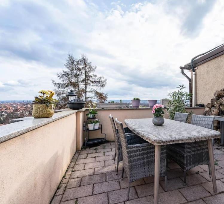 Blick Ueber Dresden - Terrasse - 3 Zimmer - Modern Renoviert Exterior foto